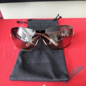 💯AUTHENTIC SWAROVSKI CRYSTAL CAMELLIA CHANEL SUNGLASSES